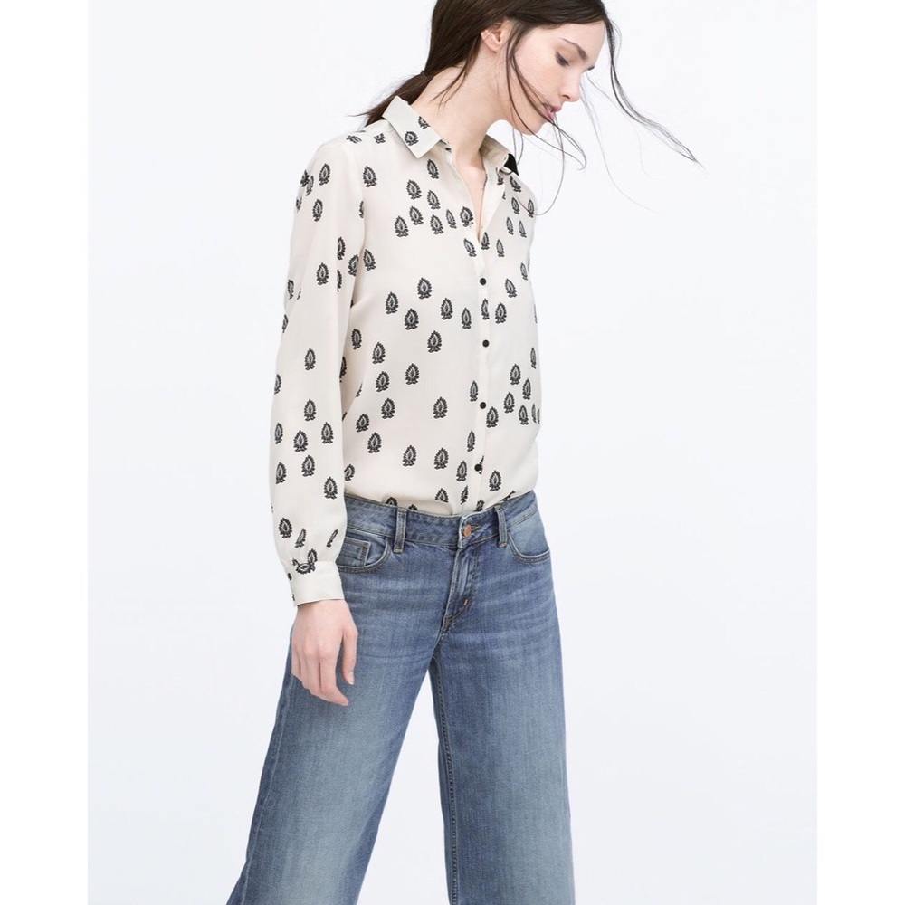 NWOT✨Zara Contrasting Printed Blouse